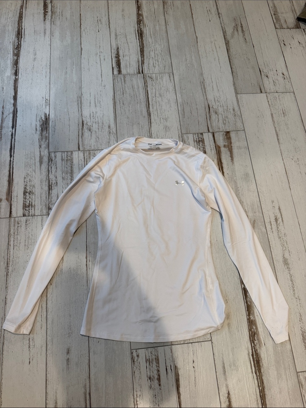 Under Armour White Long Sleeve Athletic Crew Top